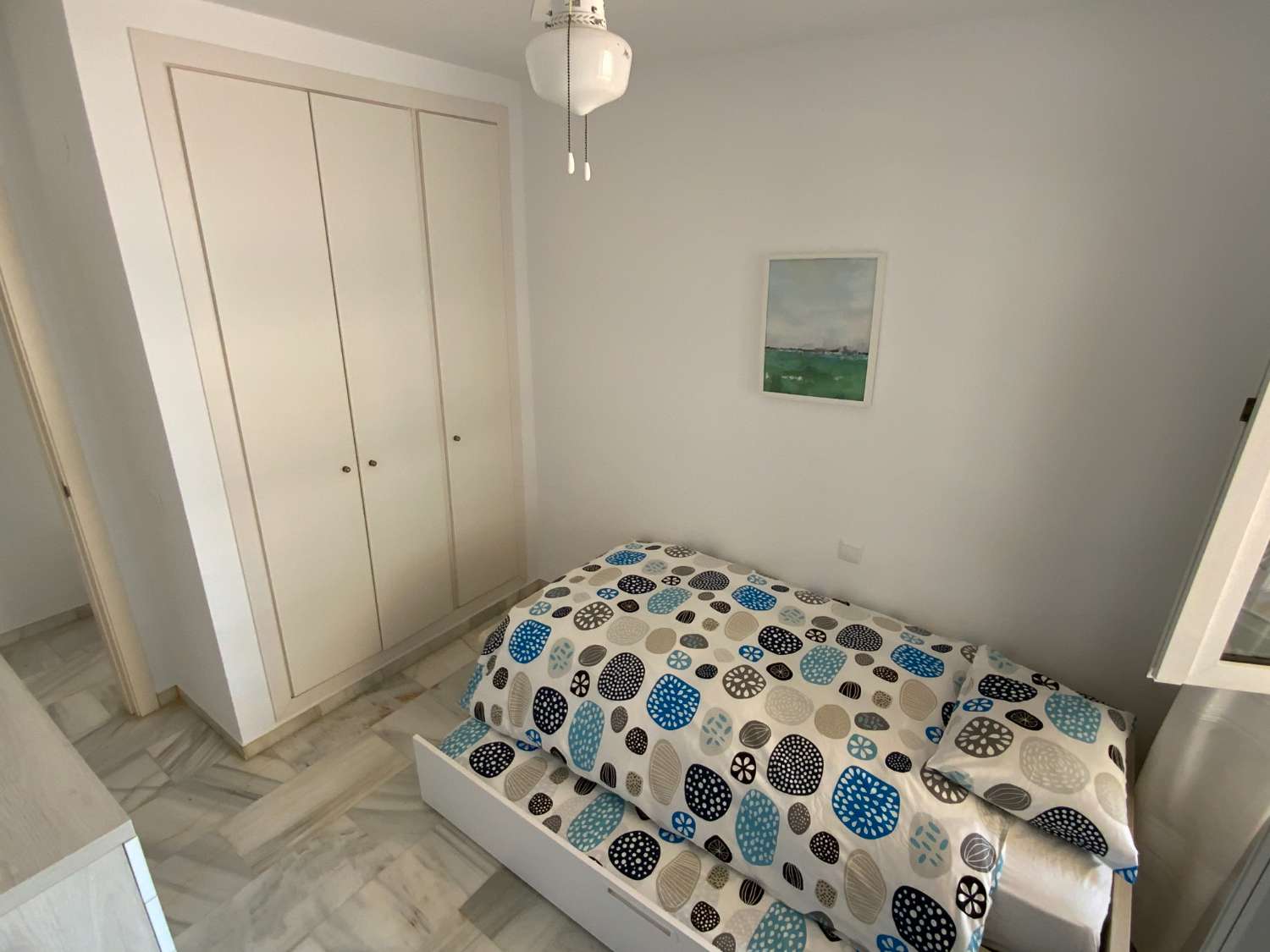 HALF SEIZOEN. VERHUUR VAN 1.9.24-30.6.25 MOOI APPARTEMENT AAN HET 2E LIJNS STRAND IN BENALMÁDENA