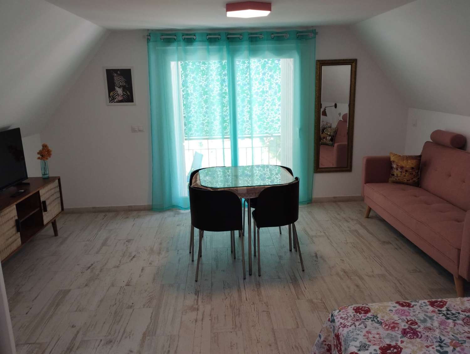 LONG SEASON. FOR RENT FROM 1.9.24 NICE STUDIO IN TORREMOLINOS