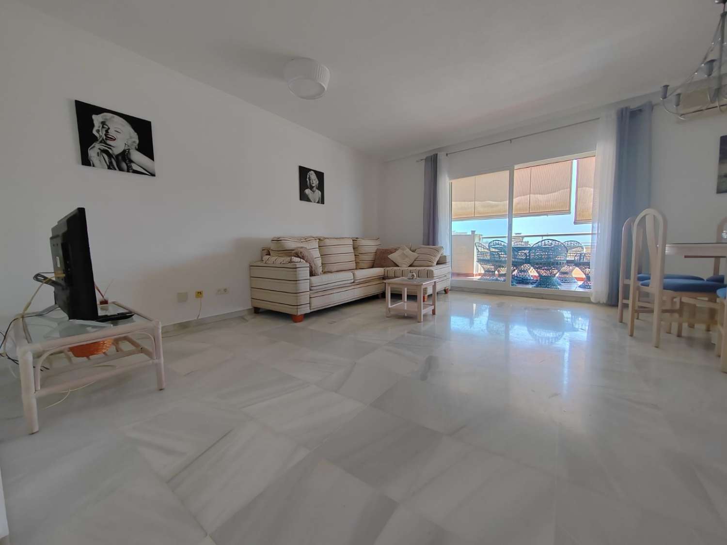 MID-TERM RENTAL FROM 8.8.24- 30.6.25 NICE APARTMENT WITH SEA VIEWS IN BENALMADENA