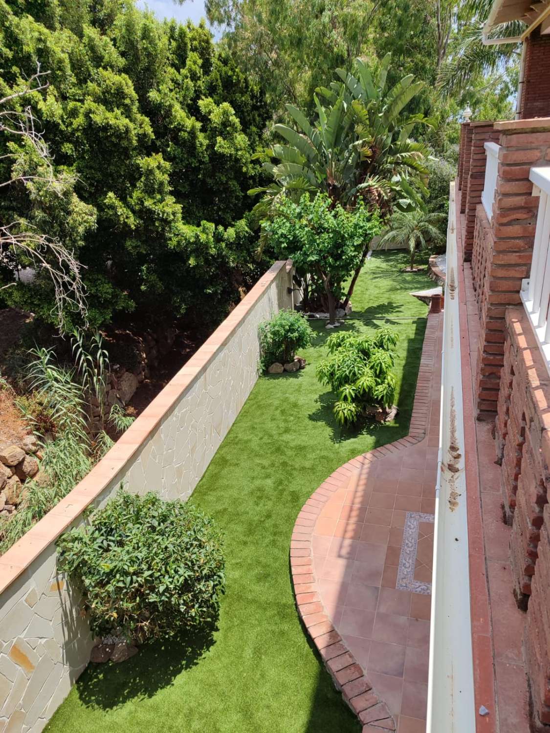 HALF SEASON.  RENTED FROM 1.9.24-30.6.25 NICE APARTMENT IN BENAJARAFE ON THE 2ND LINE OF BEACH (MALAGA)