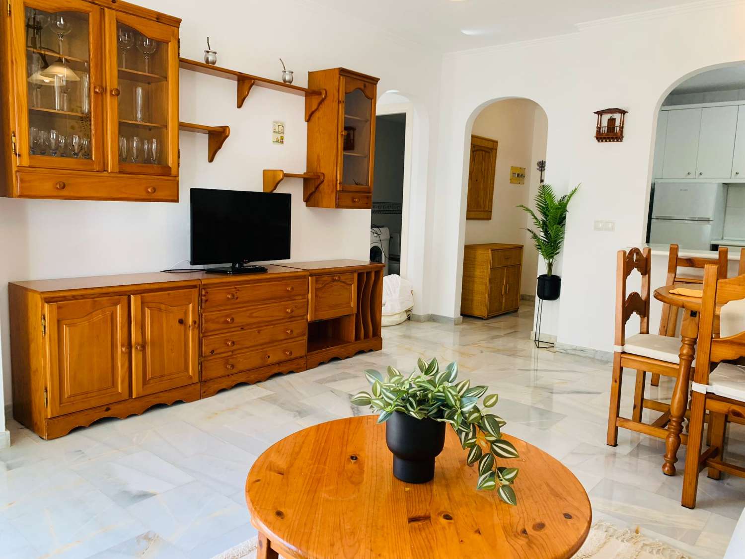 LANG SEIZOEN. MOOI APPARTEMENT TE HUUR IN TORREMOLINOS VANAF NU