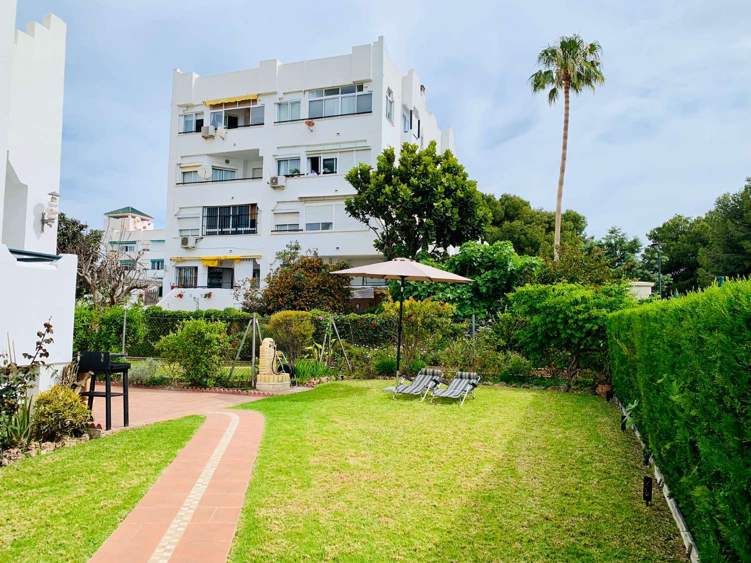 LONGUE SAISON. BEL APPARTEMENT À LOUER À TORREMOLINOS À PARTIR DE MAINTENANT