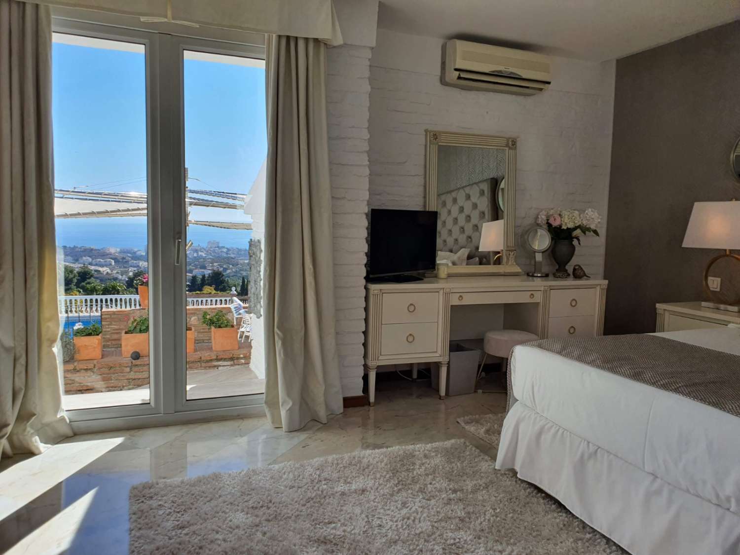 Prachtige luxe villa te koop in Benalmadena Pueblo