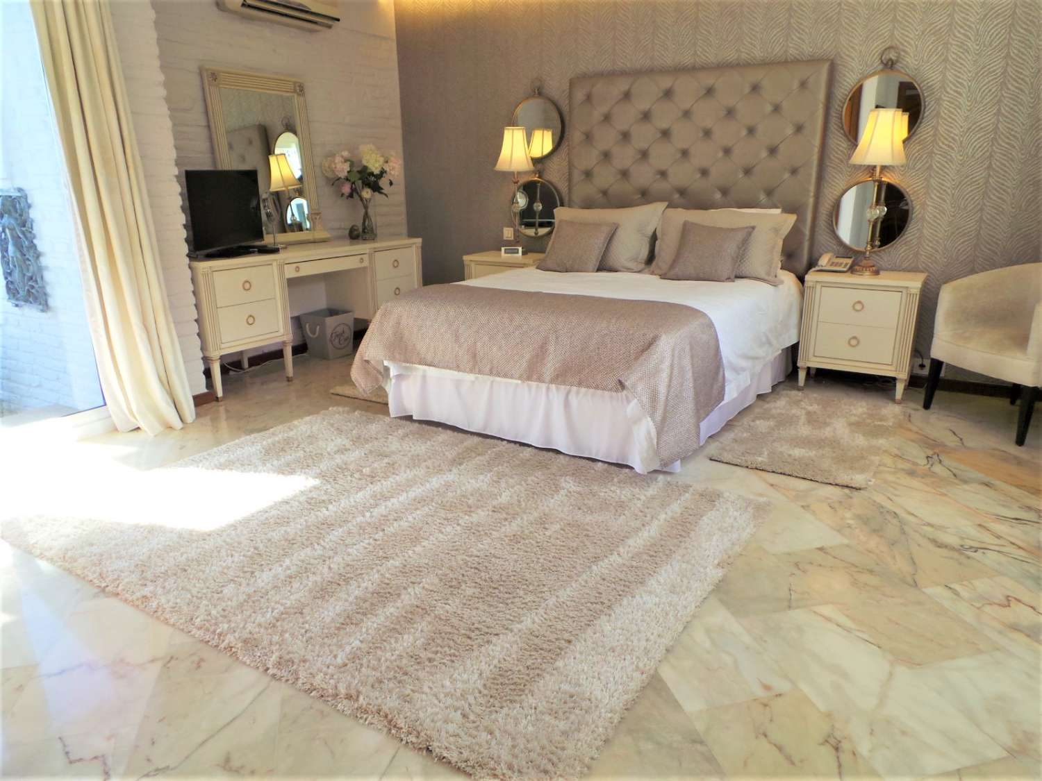 Prachtige luxe villa te koop in Benalmadena Pueblo