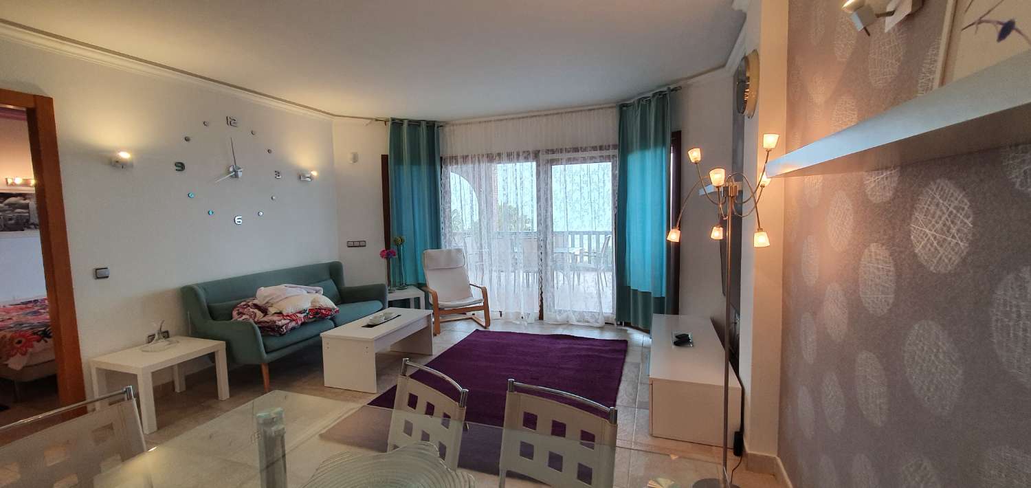 MOOI APPARTEMENT MET ZEEZICHT TE KOOP IN ALTOS DEL HIGUERON