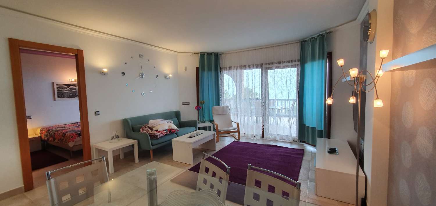 MOOI APPARTEMENT MET ZEEZICHT TE KOOP IN ALTOS DEL HIGUERON