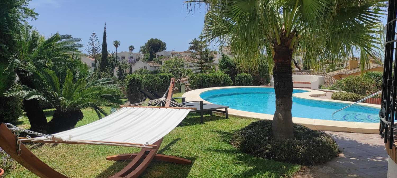 Half a season. Beautiful villa with sea views, in one of the best areas of Benalmadena