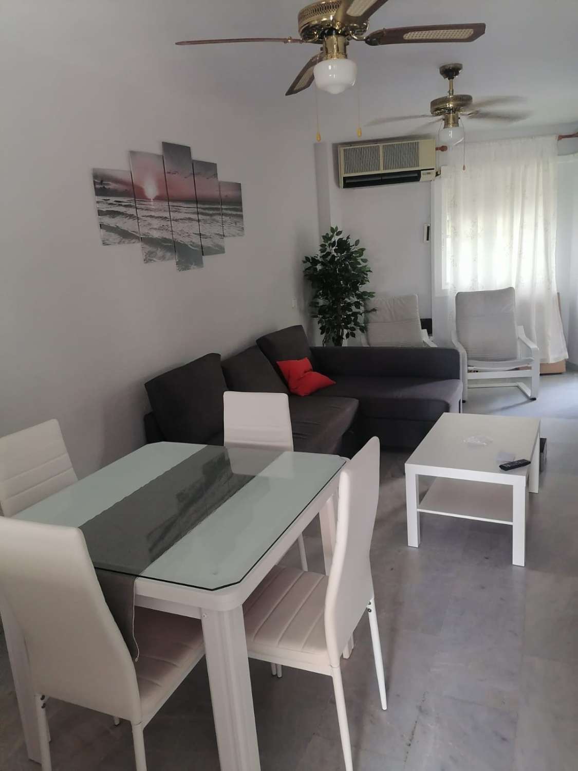 MEDIA TEMPORADA SE ALQUILA DESDE 1.9.25-28.6.26 BONITO APARTAMENTO EN PLANTA BAJA A 150 METROS DE LA PLAYA EN BENALMADENA