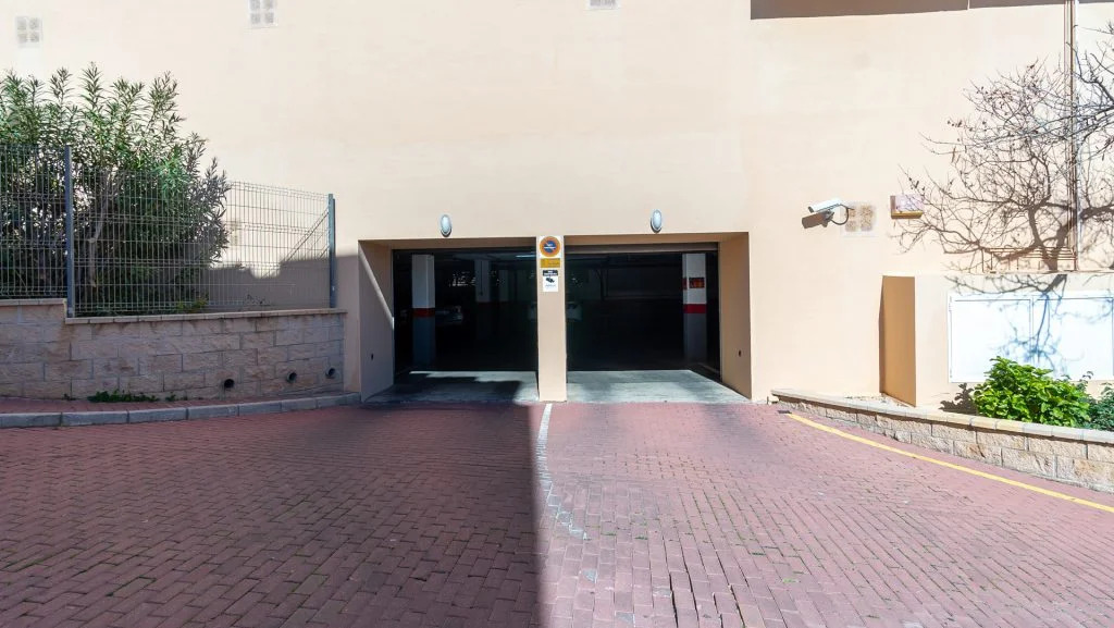 HALF SEIZOEN. VAN 15.9.24-31.5.26 LUXE APPARTEMENT OP 100 METER VAN HET STRAND (BENALMADENA)