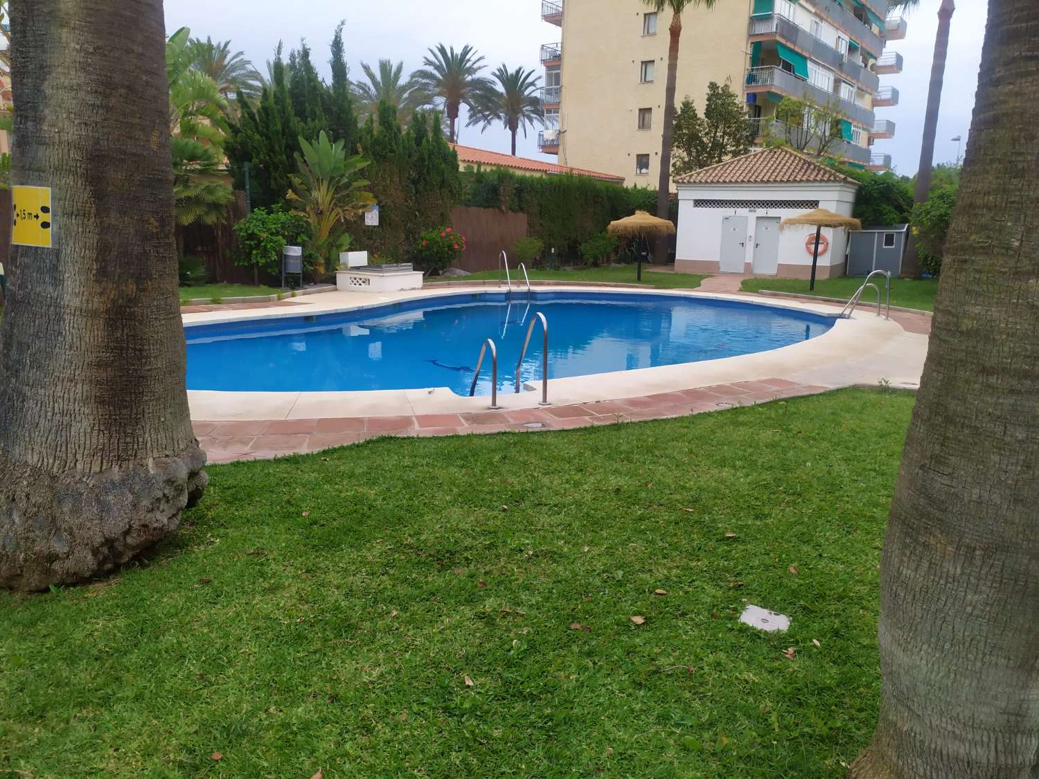 IT IS NOT LONG-TERM. FOR RENT FROM 1.11.24-31.12.25 NICE APARTMENT 150 METERS FROM THE BEACH IN BENALMADENA