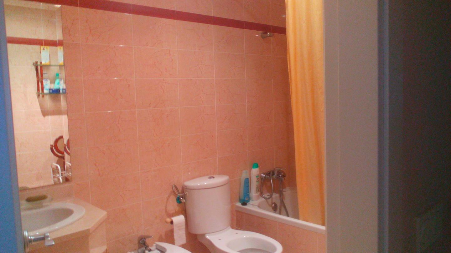 SE VENDE BONITO APARTAMENTO  EN  TORREQUEBRADA EN BENALMADENA