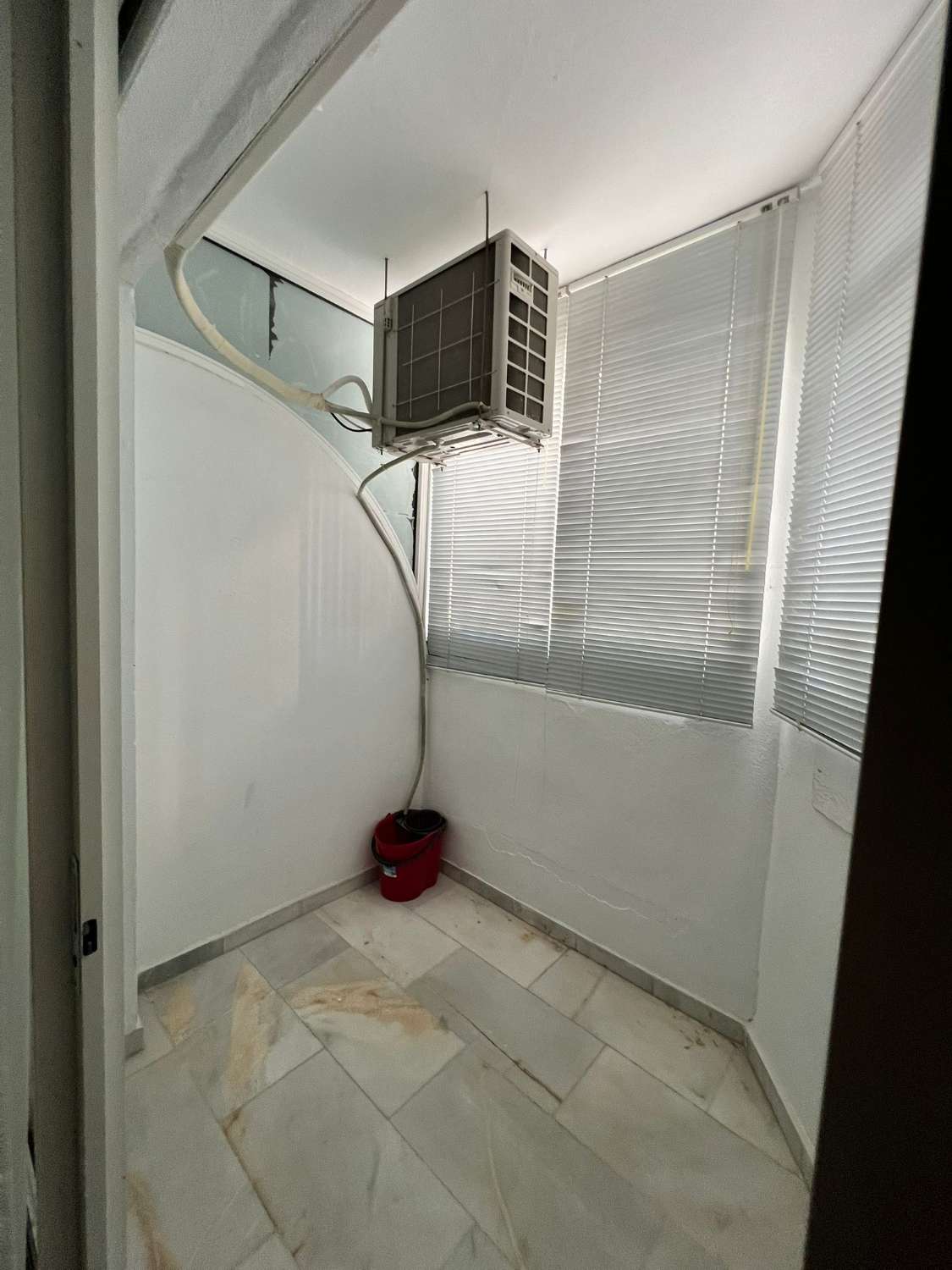 LANGE TERMIJN APPARTEMENT TE HUUR IN ARROYO DE LA MIEL (BENALMADENA)