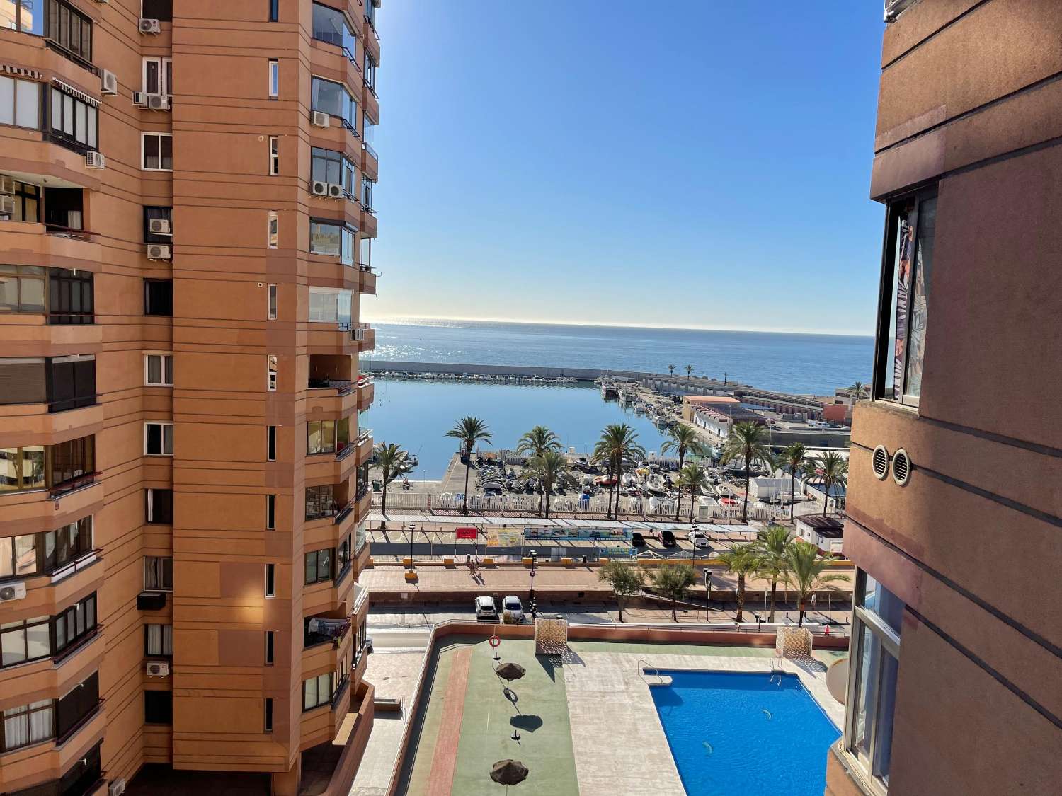 HALF SEASON. MAGNIFICENT APARTMENT FOR RENT FROM 1/10/2024 - 31/5/25 IN FUENGIROLA WITH SEA VIEWS