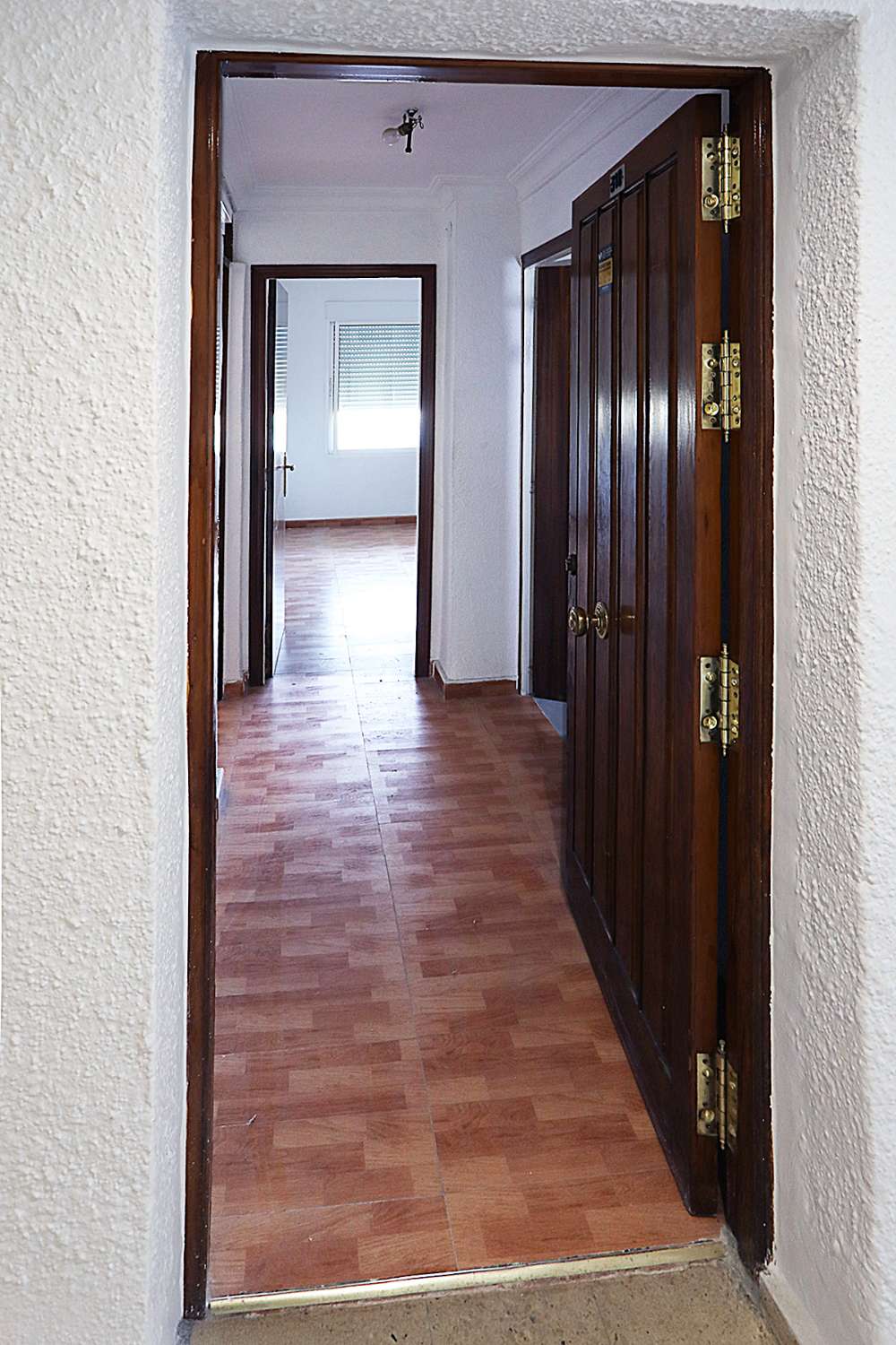 SCHÖNE WOHNUNG ZUM VERKAUF IN BENALMADENA