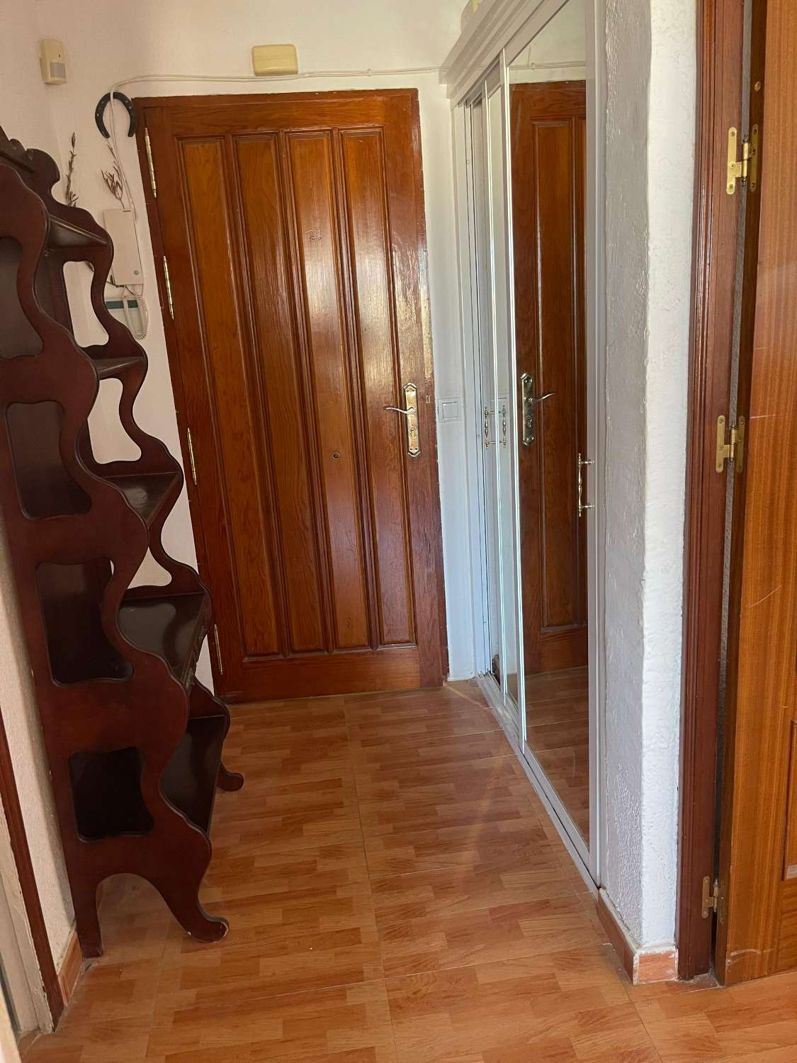 SCHÖNE WOHNUNG ZUM VERKAUF IN BENALMADENA