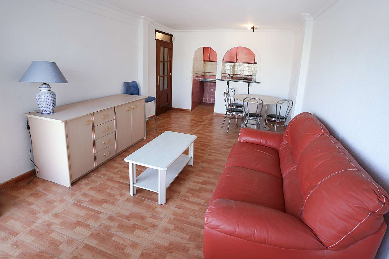 SCHÖNE WOHNUNG ZUM VERKAUF IN BENALMADENA