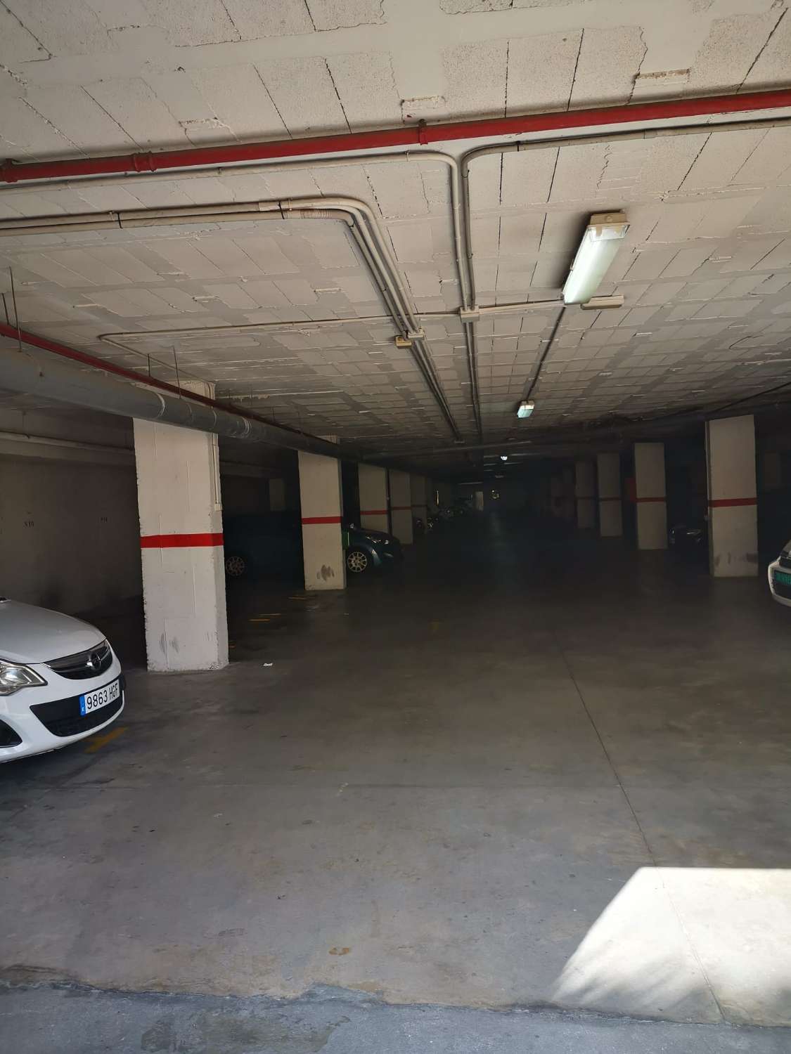 SE VENDE PLAZA DE GARAJE EN AVENIDA LAS PALMERAS (BENALMADENA)