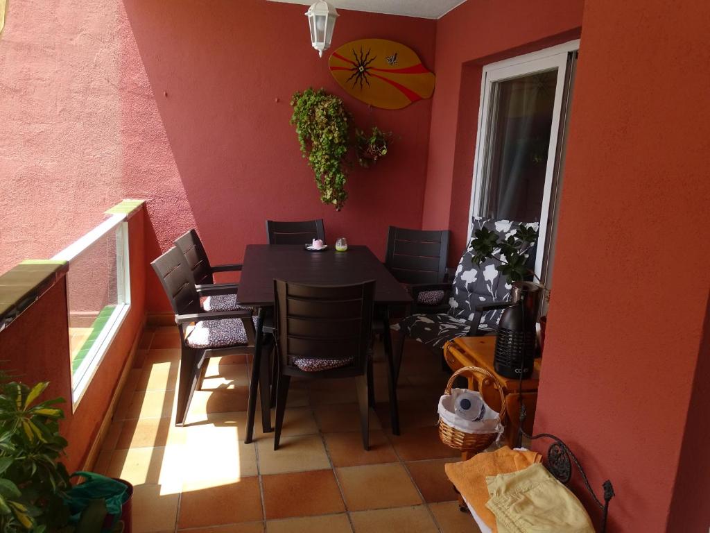 HALBE SAISON. ZU VERMIETEN AB SOFORT BIS ZUM 30.6.25 SCHÖNE WOHNUNG MIT MEERBLICK IN BENALMADENA