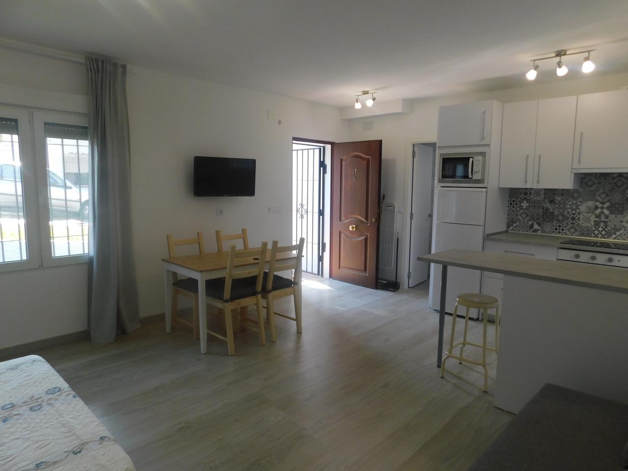 LONG-TERM STUDIO RENTAL FROM NOVEMBER 3, 2024 BETWEEN BENALMADENA COSTA AND PUEBLO