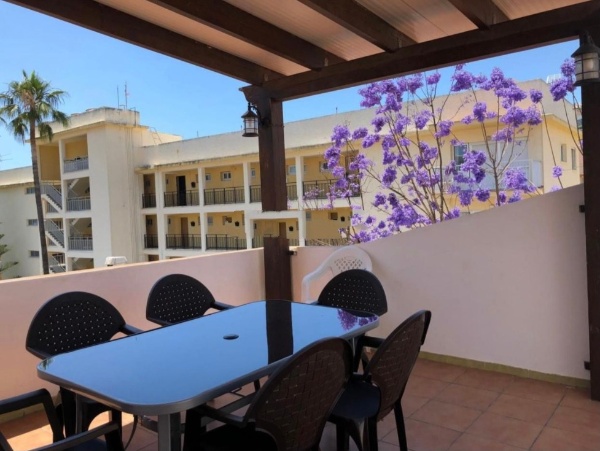 A louer pour longue durée NON meublé Magnifique penthouse en duplex avec vue sur la mer à Benalmadena