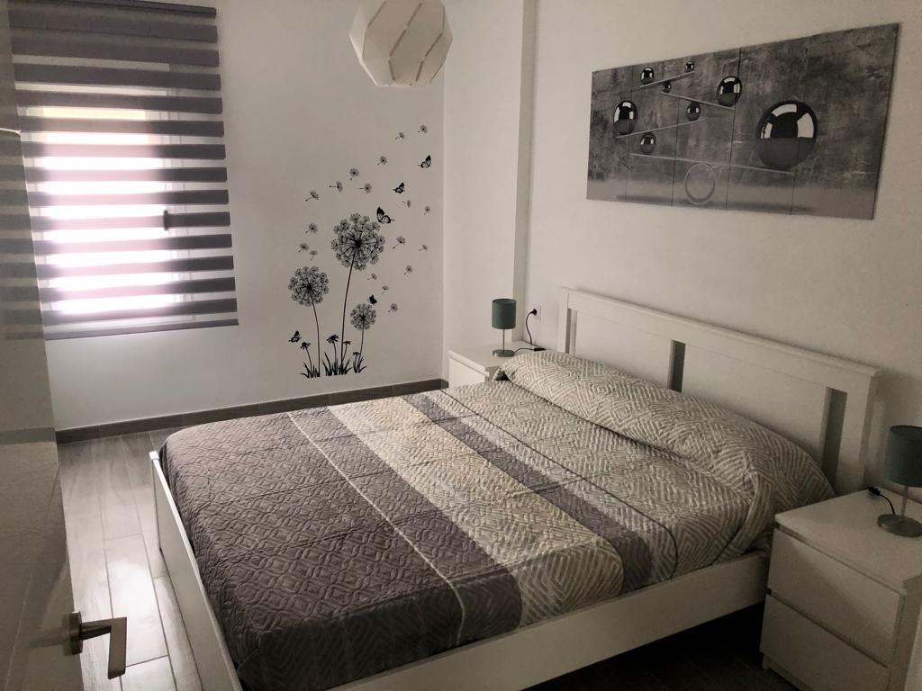 SCHÖNE WOHNUNG ZUM VERKAUF IN BENALMADENA MIT MEERBLICK