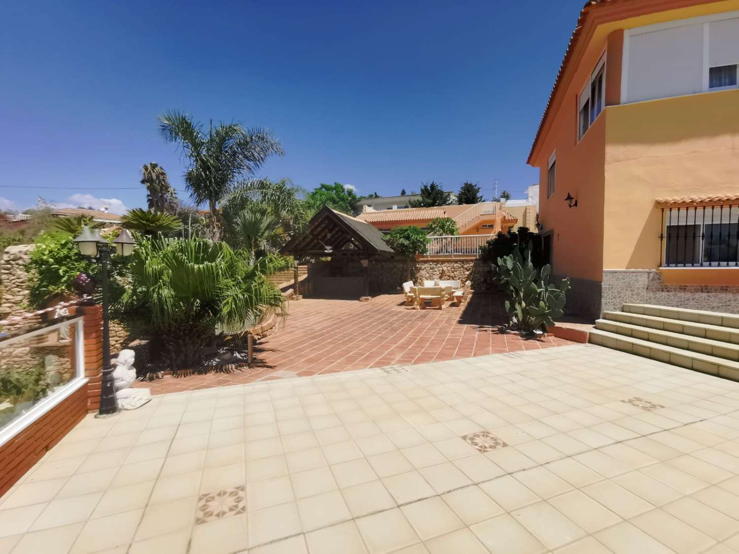 Se vende magnifico chalet en zona  La Cala Golf - Lagar Mijas