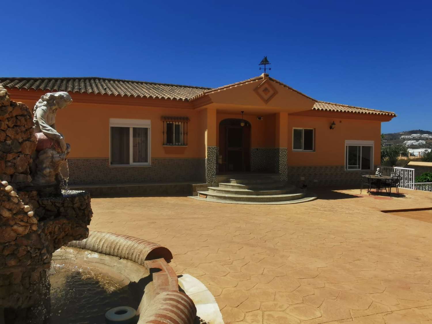 Se vende magnifico chalet en zona  La Cala Golf - Lagar Mijas