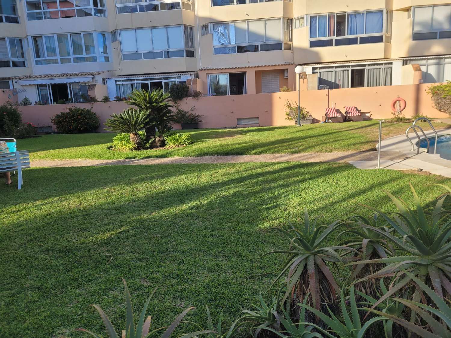 Halbe Saison . Zu vermieten vom 21.10.24-31.5.25 Schöne Wohnung mit Meerblick in La Carihuela ( Torremolinos)