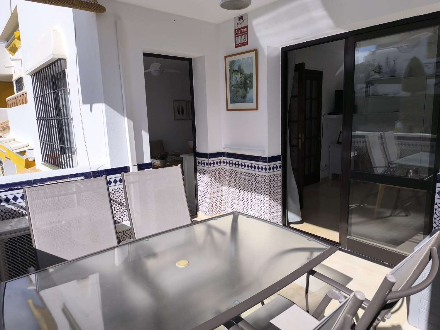 HALF SEASON. FOR RENT FROM 10.10.24 TO 31.5.25 NICE APARTMENT IN BENALMADENA COSTA