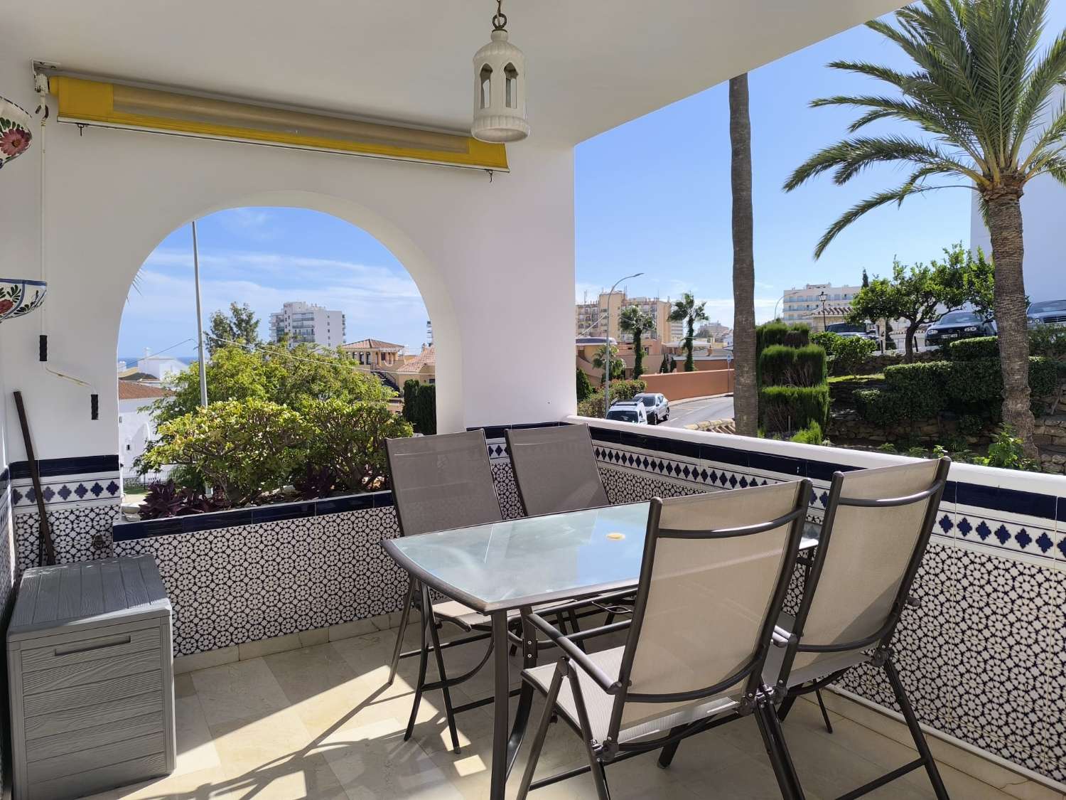 HALF SEASON. FOR RENT FROM 10.10.24 TO 31.5.25 NICE APARTMENT IN BENALMADENA COSTA