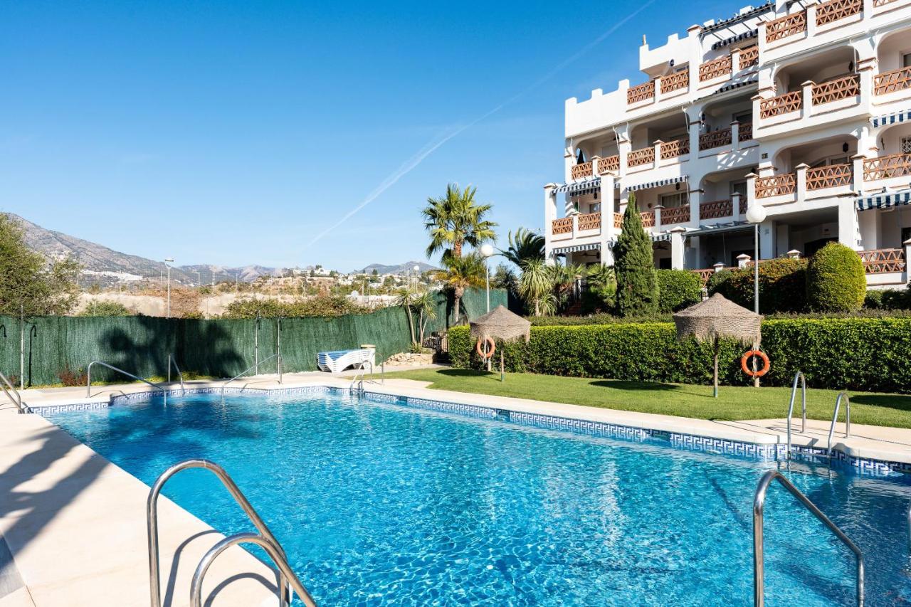 Half season . For rent from now until 31.5.25 Nice apartment in Mijas Golf