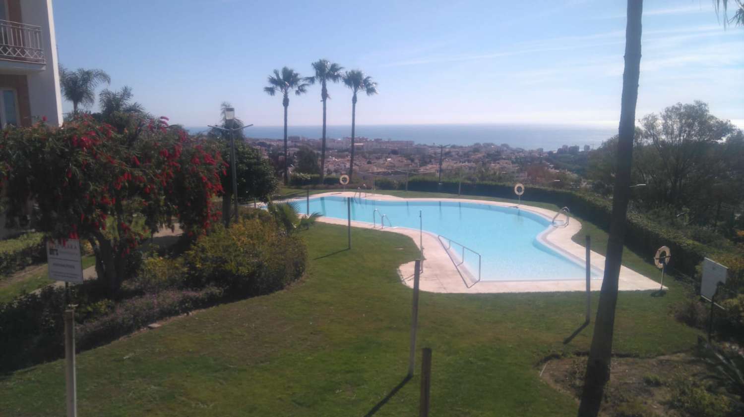 Apartment for rent in Benalmádena