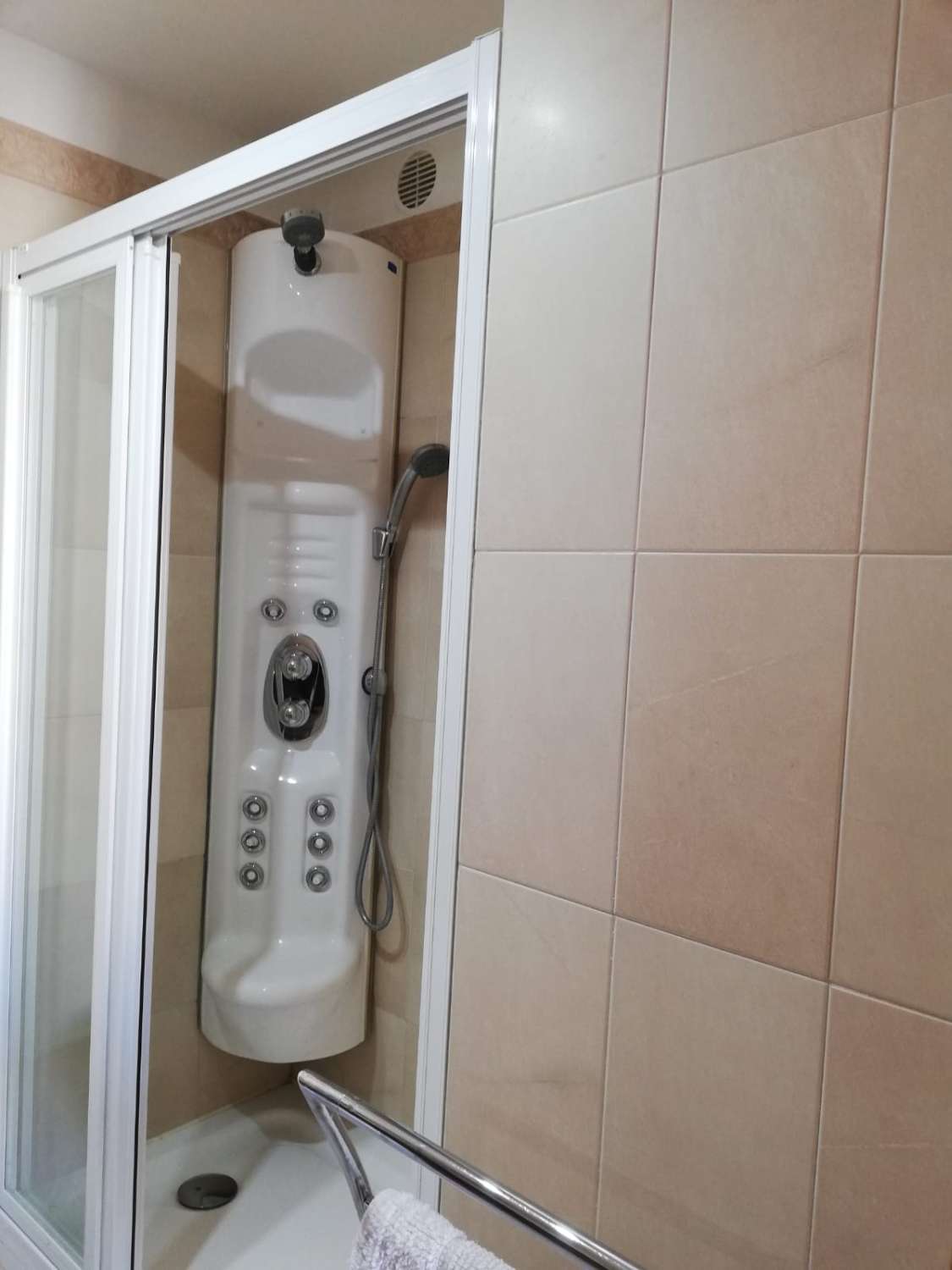 Appartement te huur in Benalmádena