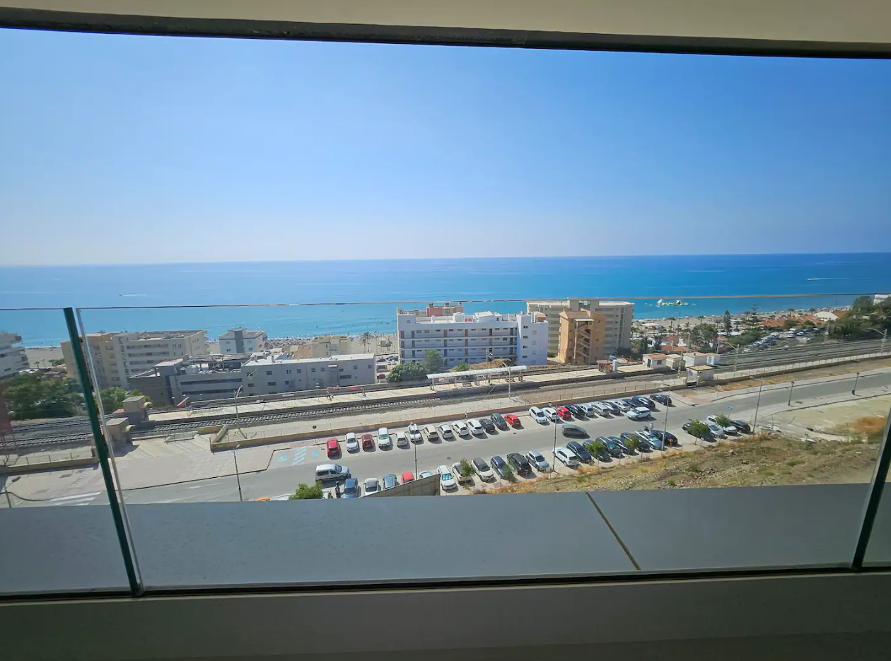 HALF SEASON FOR RENT FROM 28/11/2024 -31/05/2025 MAGNIFICENT APARTMENT WITH STUNNING SEA VIEWS IN FUENGIROLA