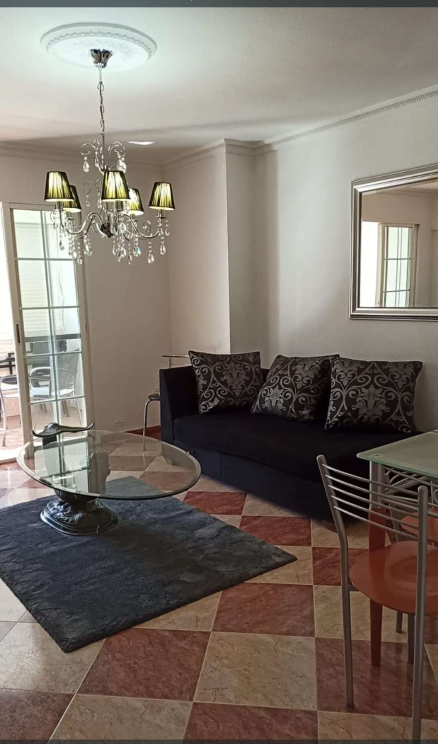 long season. For rent from 10 January 2025 beautiful apartment in La Carihuela (Torremolinos)