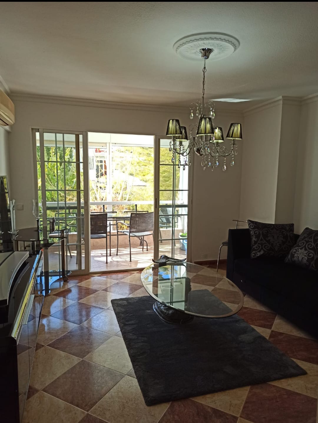 long season. For rent from 10 January 2025 beautiful apartment in La Carihuela (Torremolinos)