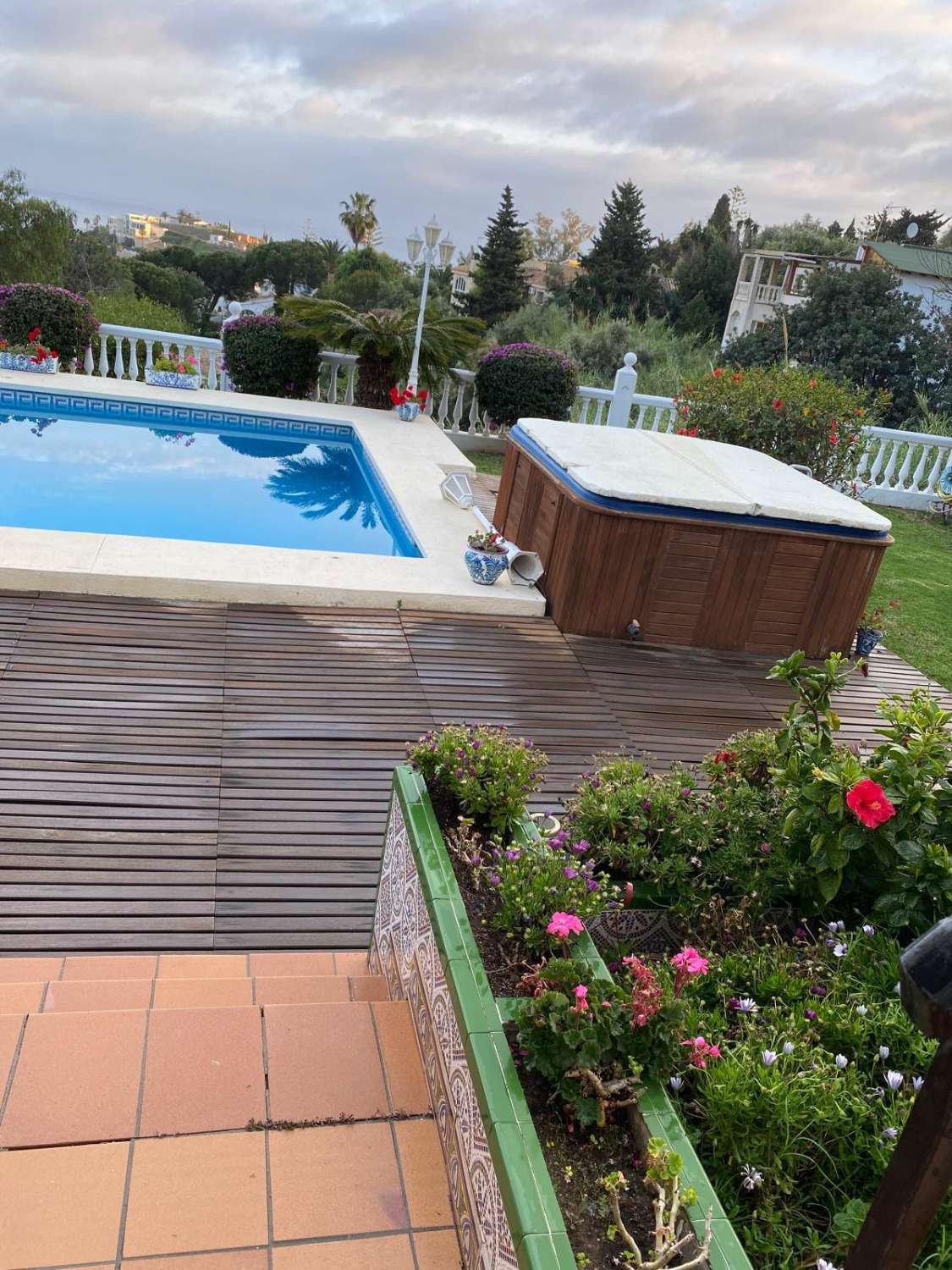 Magnificent villa with sea views for sale in Torremuelle (Benalmadena)