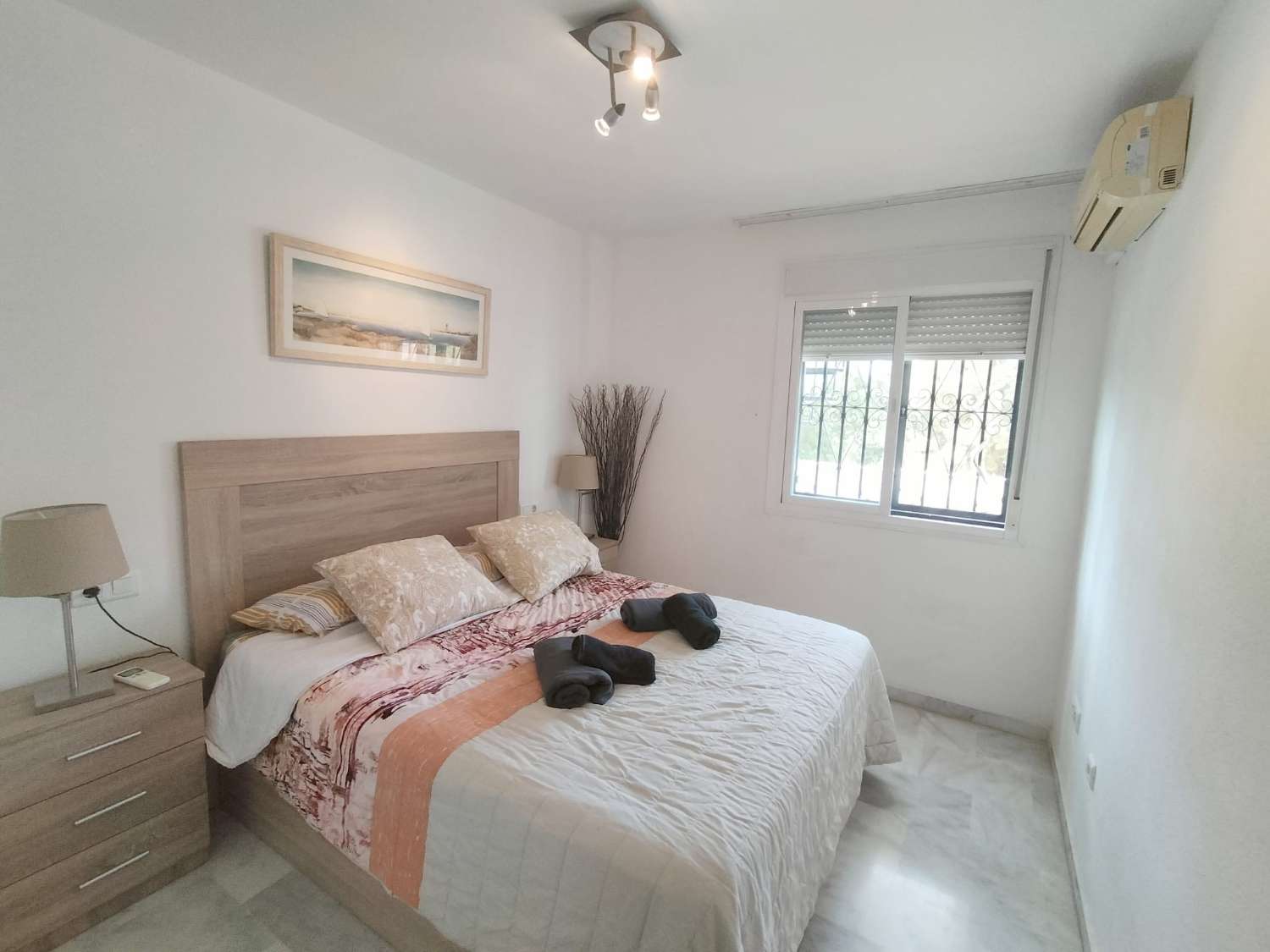 VAKKER DUPLEX PENTHOUSE TIL SALGS I NUEVA TORREQUEBRADA-OMRÅDET (BENALMADENA)