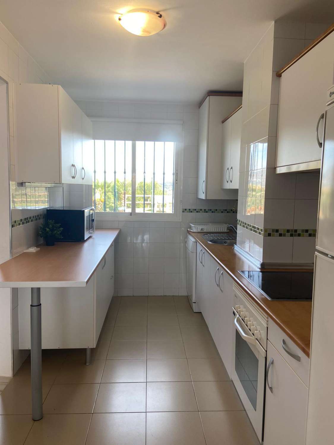 LONG TERME, BEL APPARTEMENT À LOUER SUR LA RIVIERA DEL SOL