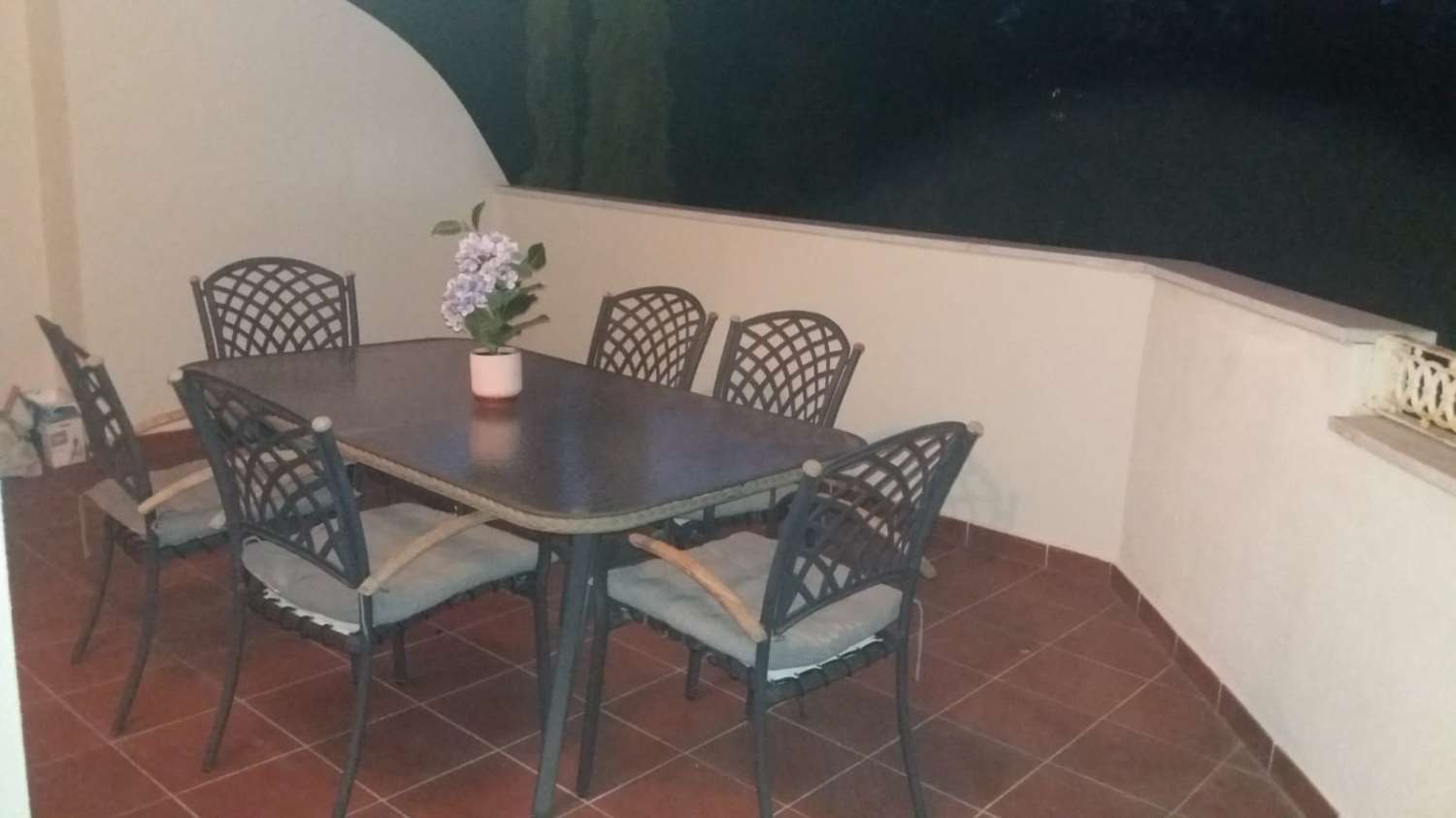 SCHÖNES DUPLEX-PENTHOUSE MIT BLICK AUF DEN GOLFPLATZ ZUM VERKAUF IN BENALMADENA