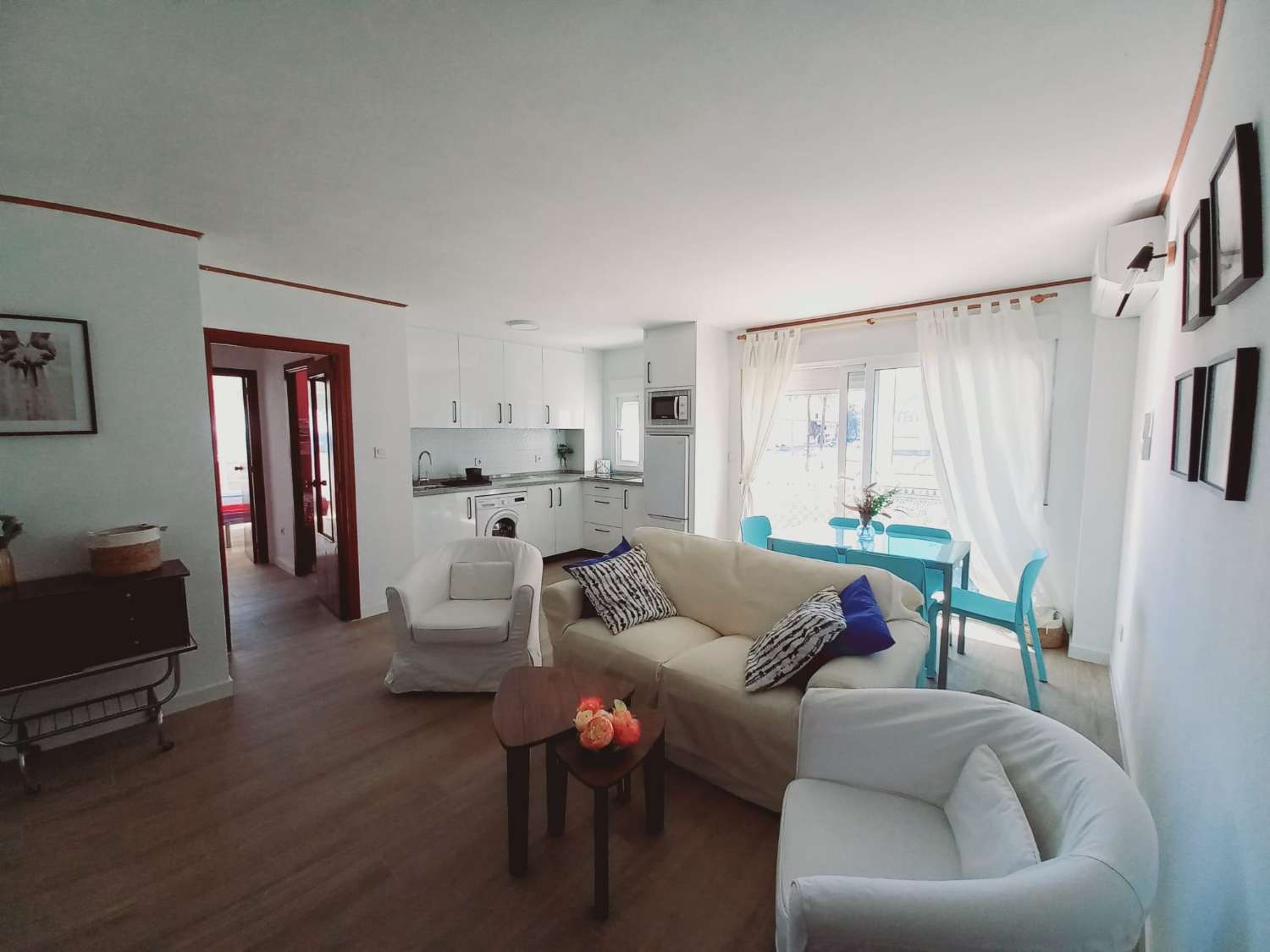 MEDIA TEMPORADA SE ALQUILA DESDE AHORA HASTA 30.6.25 Y DESDE 1.9.25-30.6.26  BONITO APARTAMENTO EN 2ª LINEA DE PLAYA CON VISTAS AL MAR EN BENALMADENA