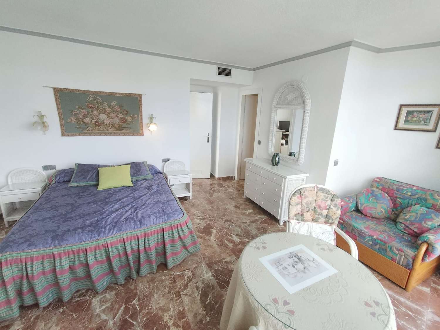 Apartment for rent in Benalmádena