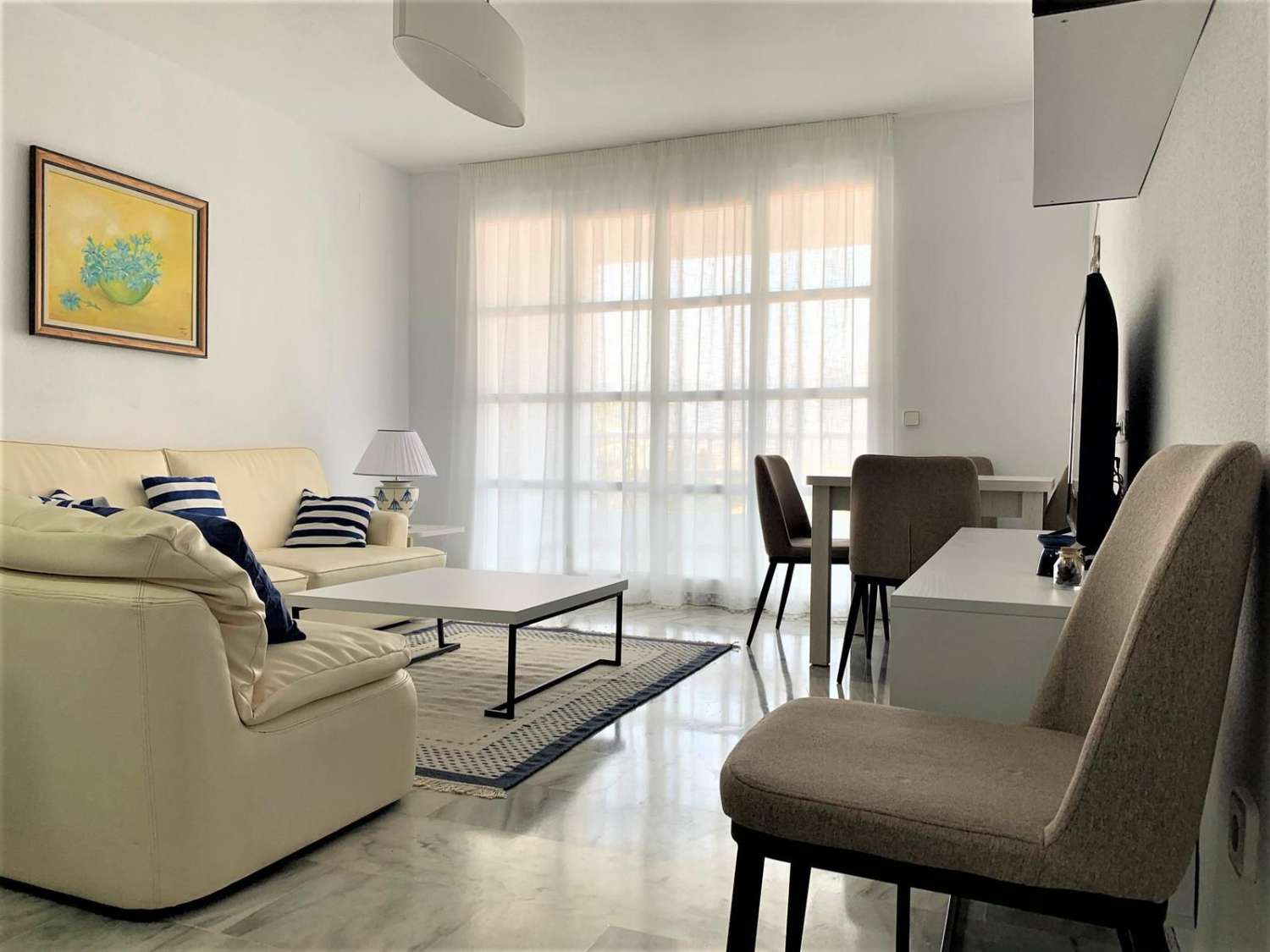 For rent HALF SEASON 1/9/2025 30/6/2026 Nice apartment with sea views in Fuengirola